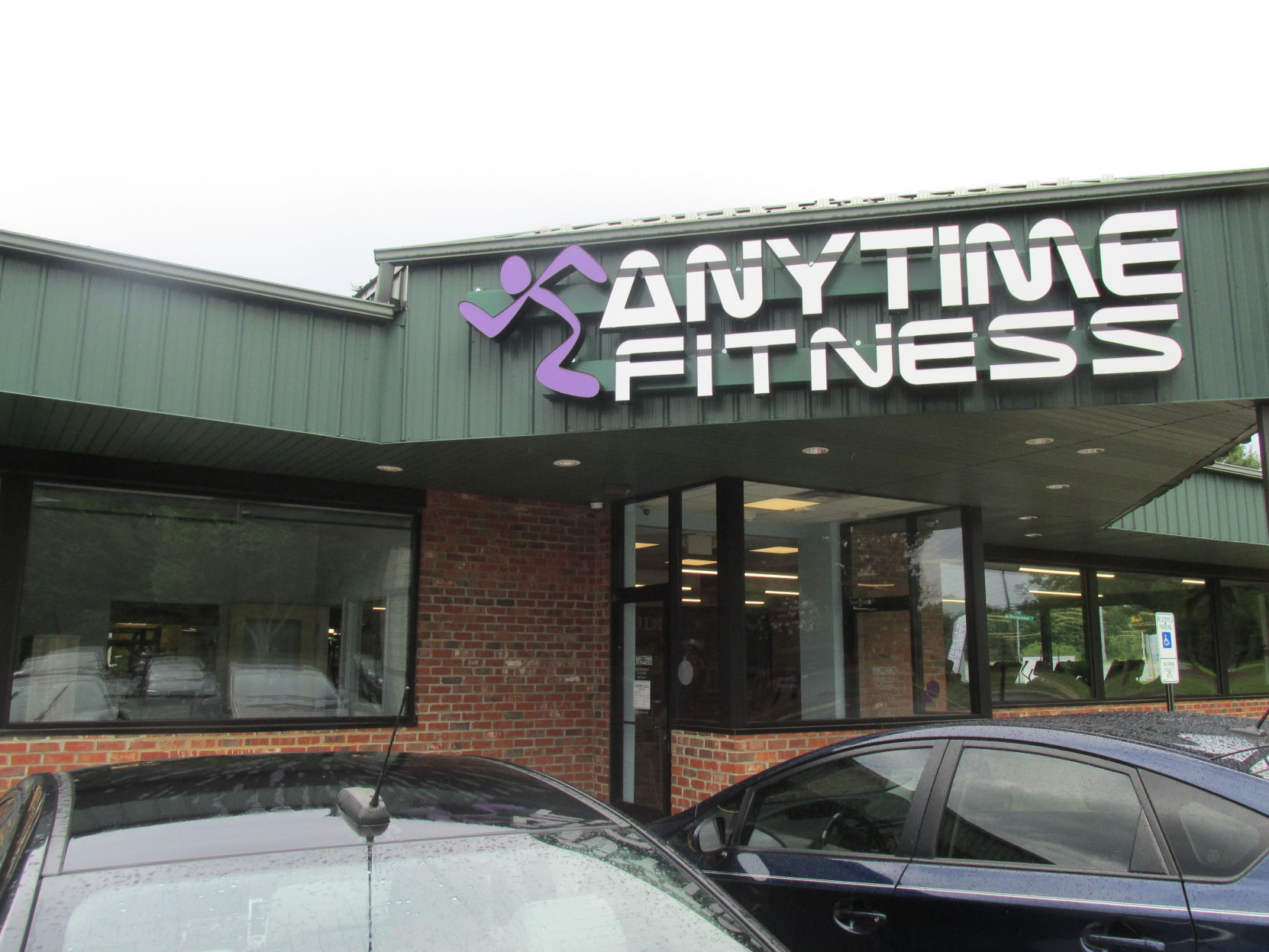 Anytime Fitness (31).JPG